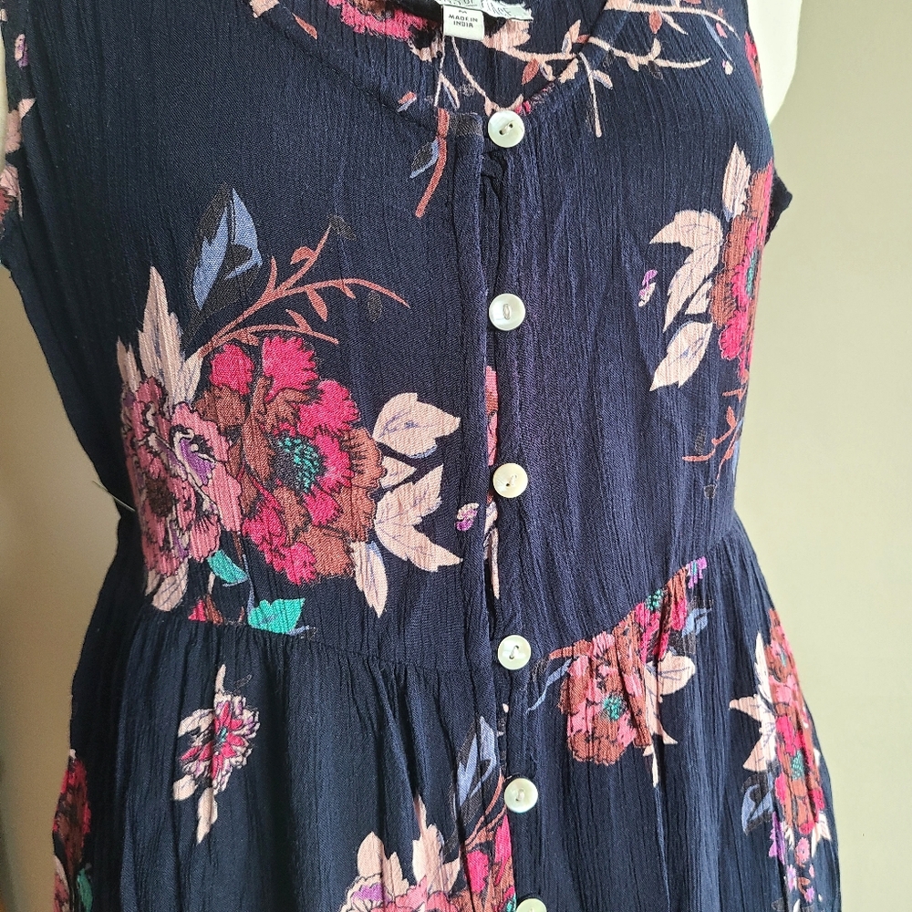 Patrons of Peace Floral Jumpsuit - Picture 7 of 16